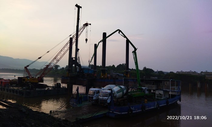 Marine Pile Concreting @ Km 45+040