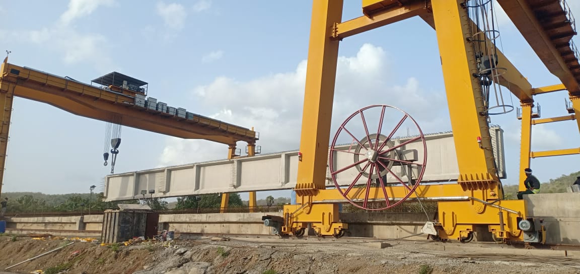 15.06.2023 17.44 PT girder shifting work in progress bed to stock yard at navje camp casting yard